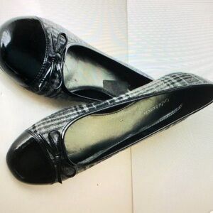 Croft barrow women’s shoes slip on loafers bow black lucky size 8